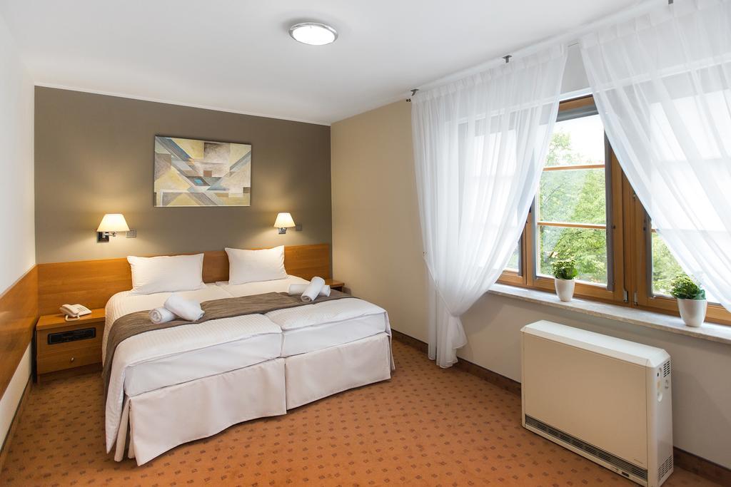 Hotel Dębowa Góra Active&SPA Łąck Exterior foto