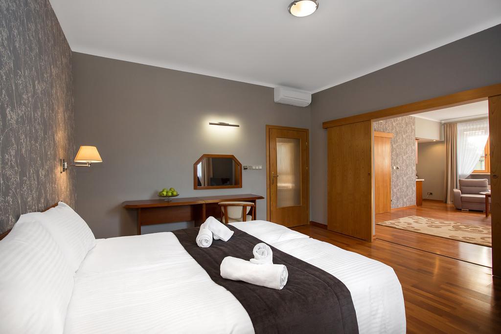 Hotel Dębowa Góra Active&SPA Łąck Exterior foto